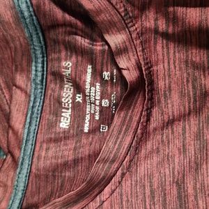 Men's XL Real essentials polyester t-shirt